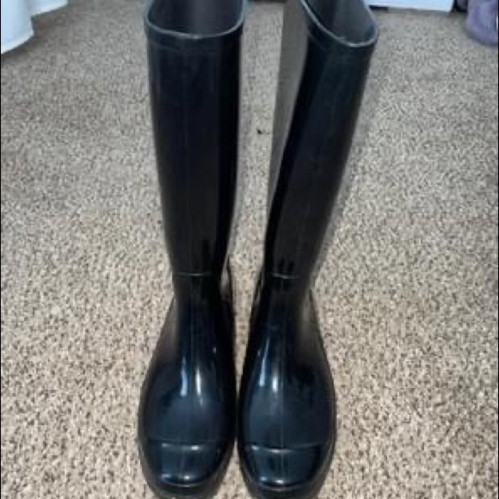 Arizona Jean Co. Black Rainboots